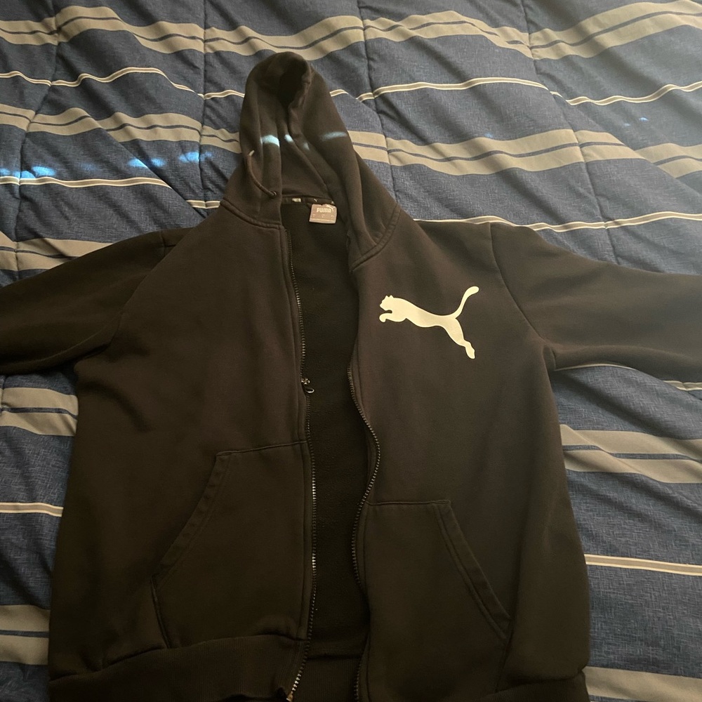 Puma longsleeve zip up
